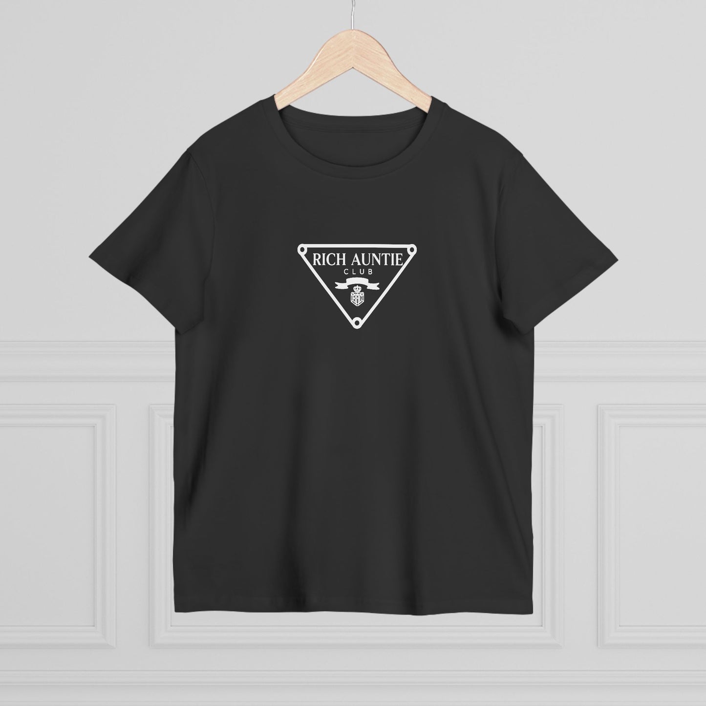 Heritage Crest Rich Auntie Club black tee print detail